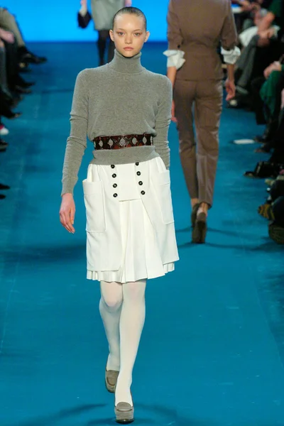 Look 7